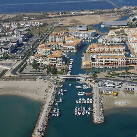 T2 mezzanine avec terrasse, parking privé à Sète - FR-1-472-108 Sète